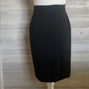 Henri Bendel Vintage 100% wool skirt size 2 black